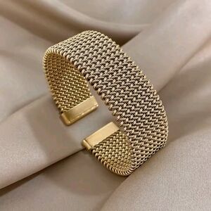 Gold Mesh Bracelet